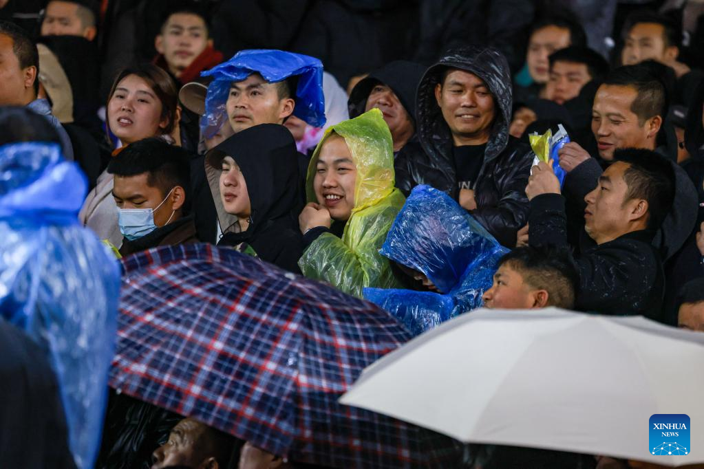 Bola Keranjang Desa Guizhou, Ketaranya Semarak Minat 