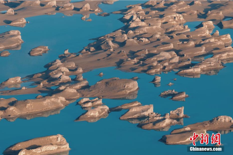 Pemandangan Permai Yadan pada Awal Pagi