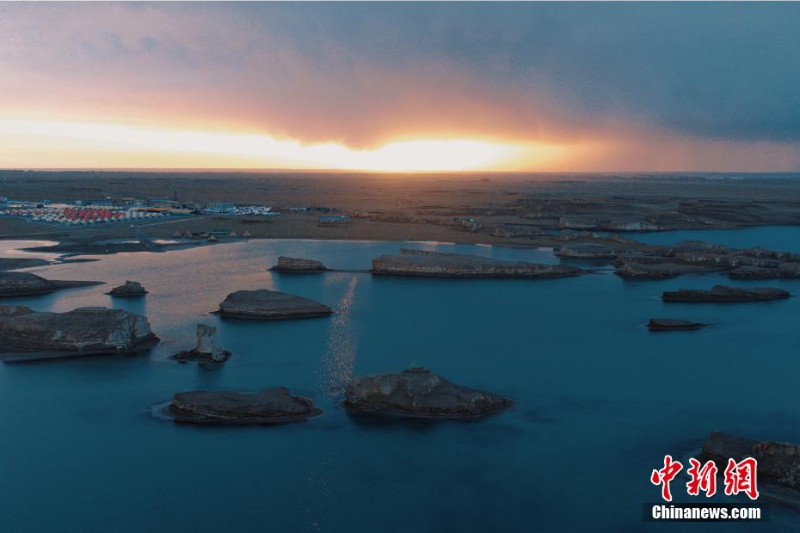 Pemandangan Permai Yadan pada Awal Pagi