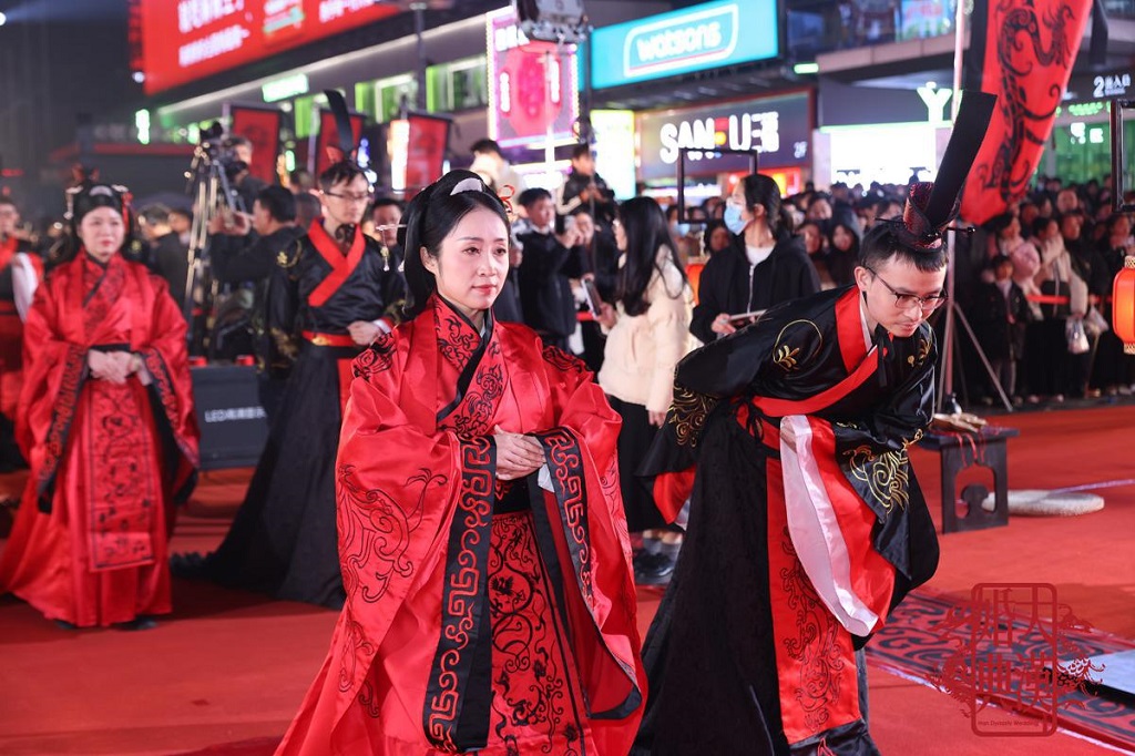 Upacara Tradisional Han Jadi Fesyen Pilihan 29 Pasangan Berkahwin