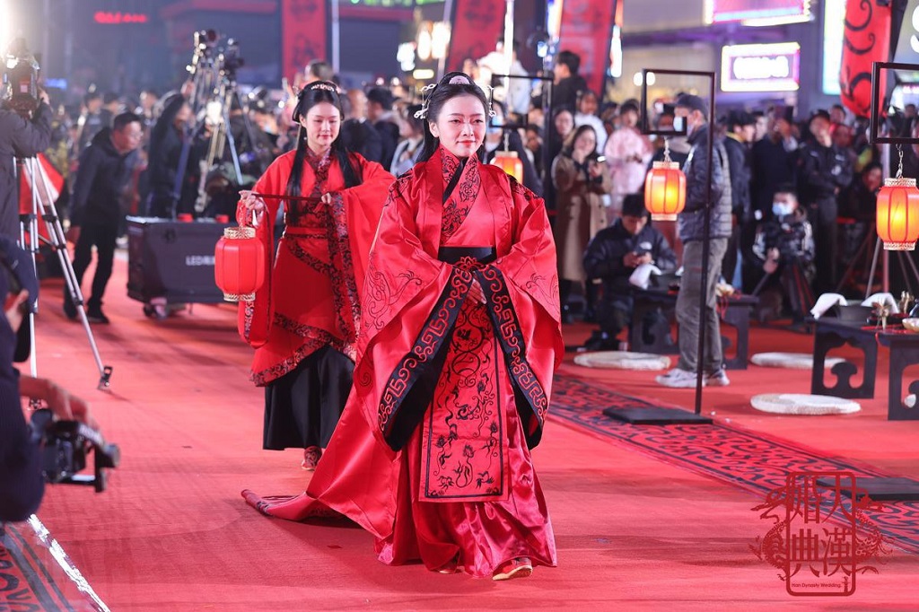 Upacara Tradisional Han Jadi Fesyen Pilihan 29 Pasangan Berkahwin