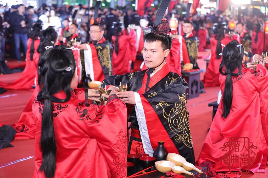 Upacara Tradisional Han Jadi Fesyen Pilihan 29 Pasangan Berkahwin