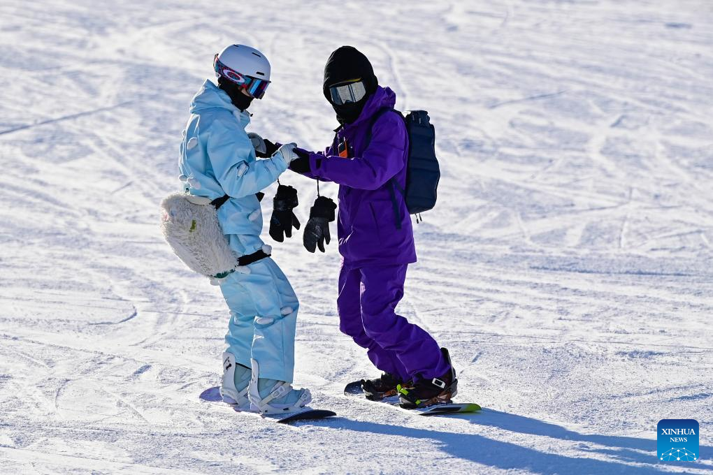 Altay Jadi Destinasi Ski Popular di Xinjiang