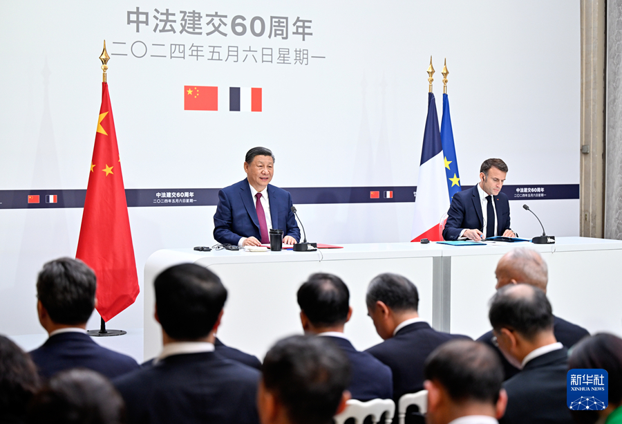 Xi, Macron Bertemu dengan Wartawan