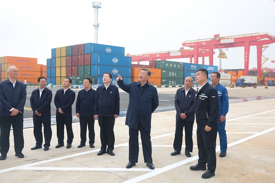 Xi Buat Tinjauan di Bandar Rizhao