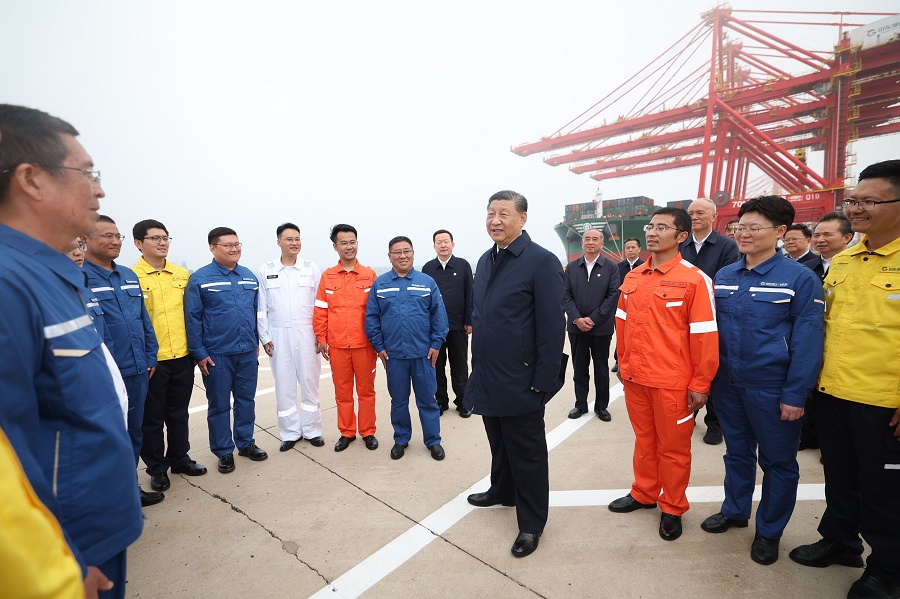 Xi Buat Tinjauan di Bandar Rizhao