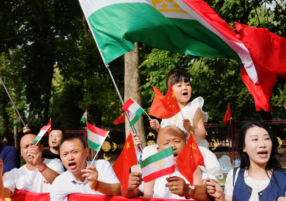 Xi Akhiri Lawatan ke Tajikistan