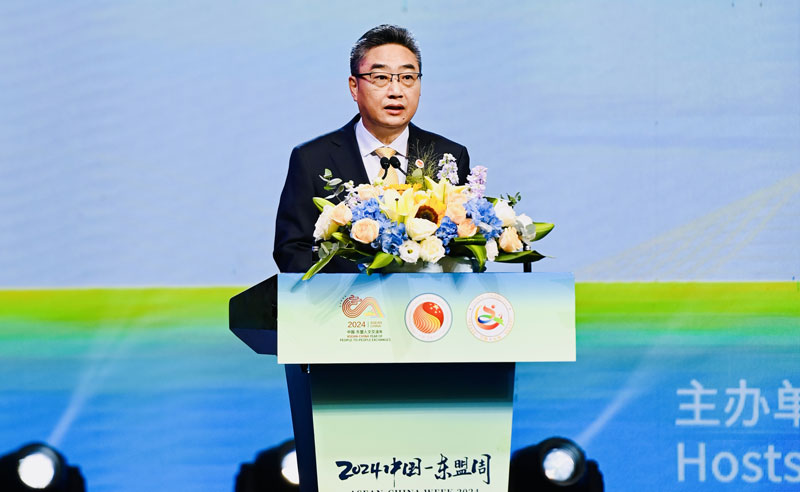 Setiausaha Agung Pusat ASEAN-China, Shi Zhongjun menyampaikan ucapan perasmian Minggu ASEAN-China 2024 pada 12 Ogos di Changzhi, Provinsi Shanxi. Foto ihsan Pusat ASEAN-China (ACC)