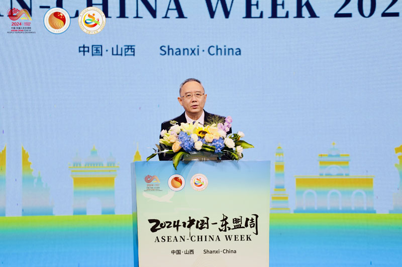 Gabenor Provinsi Shanxi, Jin Xiangjun menyampaikan ucapannya pada majlis perasmian Minggu ASEAN-China 2024 pada 12 Ogos di Changzhi, Provinsi Shanxi. Foto ihsan Pusat ASEAN-China (ACC)