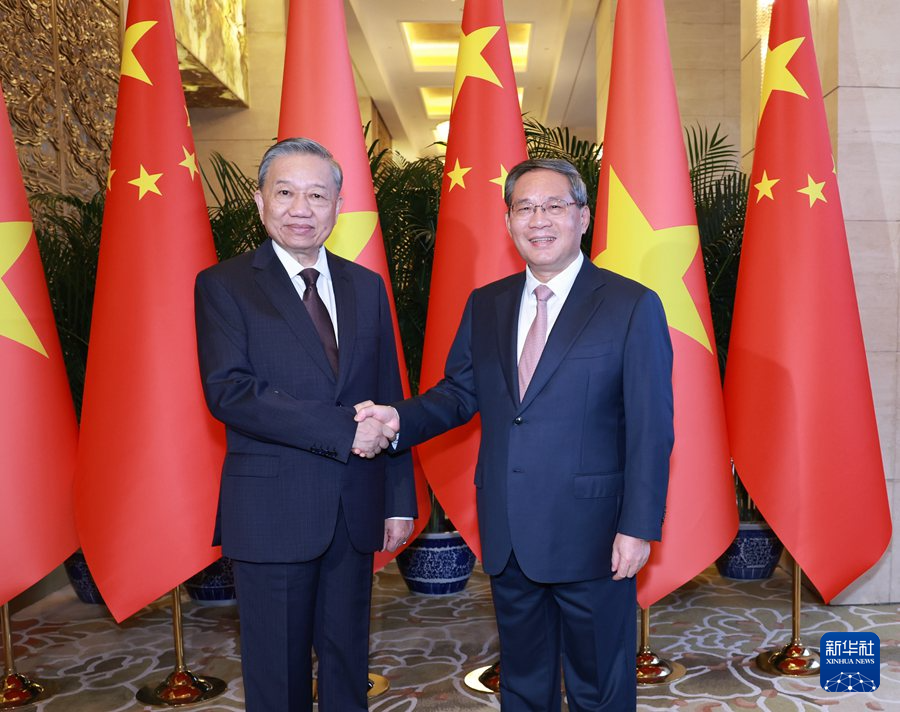 China Sanggup Suburkan Persahabatan, Eratkan Kerjasama dengan Vietnam - PM Li