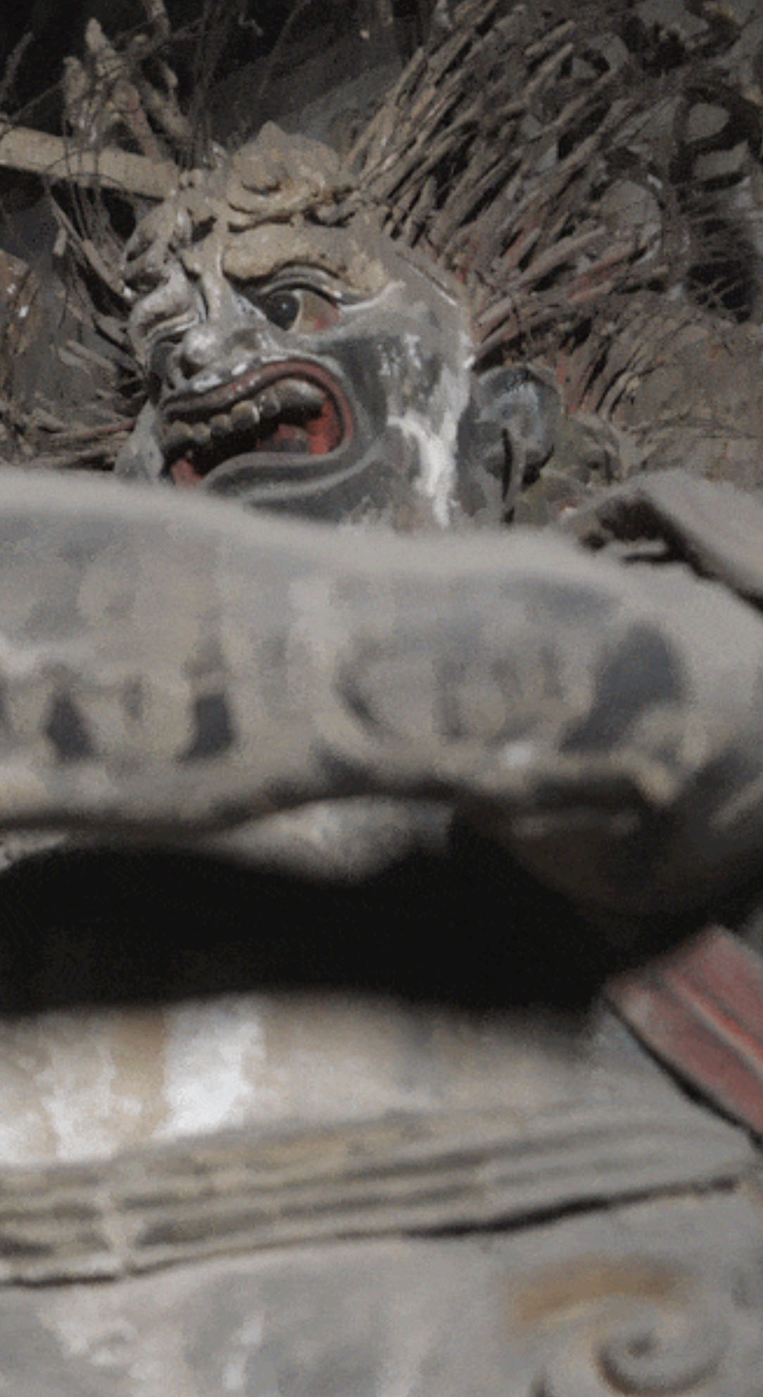 Kuil Tiefo dibina pada Dinasti Ming dan Qing, terkenal dengan 27 arca Buddha dengan postur dan riak yang luar biasa, yang dianggap paling cemerlang antara arca Dinasti Ming.