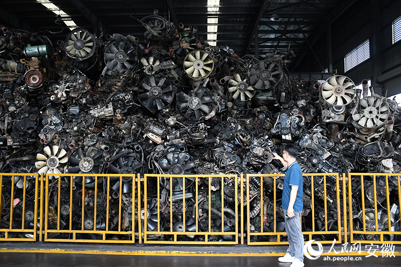 Foto menunjukkan alat ganti kereta yang telah dirungkai. (People’s Daily Online/Zhou Kun)