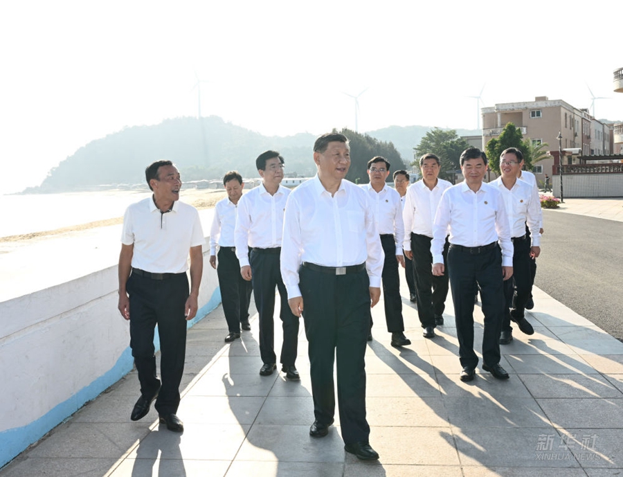 Xi Adakan Tinjauan di Bandar Zhangzhou, Fujian