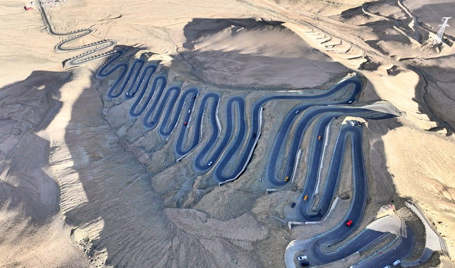 Jalan Purba Panlong di Xinjiang Beri Limpahan Kemakmuran Kepada Penduduk Tempatan