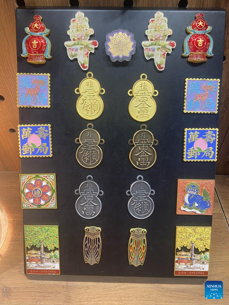 Kegilaan Magnet Peti Sejuk Cermin Kerancakan Penggunaan Kebudayaan China