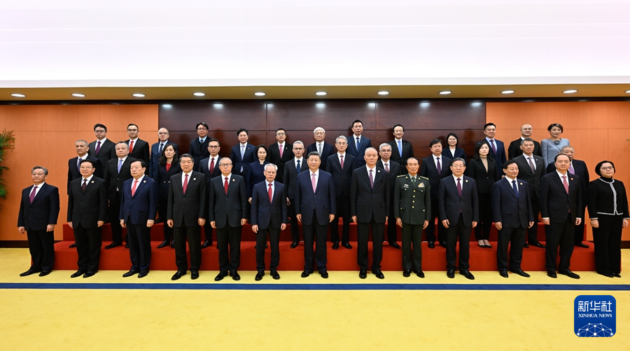 Presiden Xi Bertemu Ketua Baharu Badan Eksekutif, Legislatif dan Kehakiman Macau