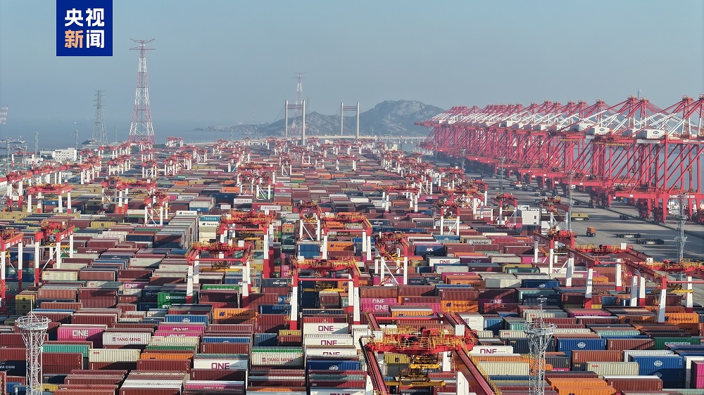 Pengendalian Kontena Pelabuhan Shanghai Lebih 50 Juta TEU