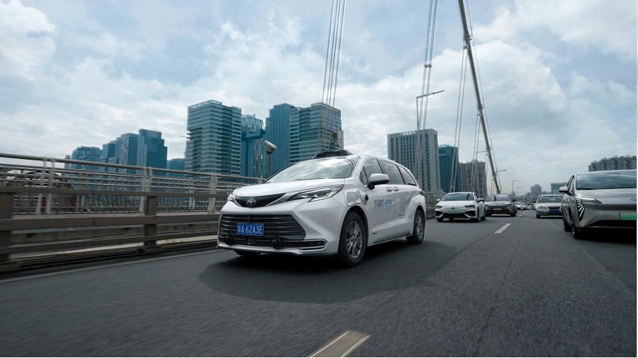 Guangzhou Lancar Laluan Teksi Robot