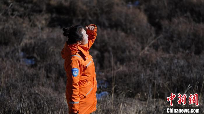 Tie Wanmei, renjer hutan di stesen perlindungan dan pengurusan Shimen di bawah Pusat Perlindungan Rizab Alam Semula Jadi Kebangsaan Gunung Qilian Gansu. (Foto ihsan stesen perlindungan dan pengurusan Shimen di bawah Pusat Perlindungan Rizab Alam Semula Jadi Kebangsaan Gunung Qilian Gansu)