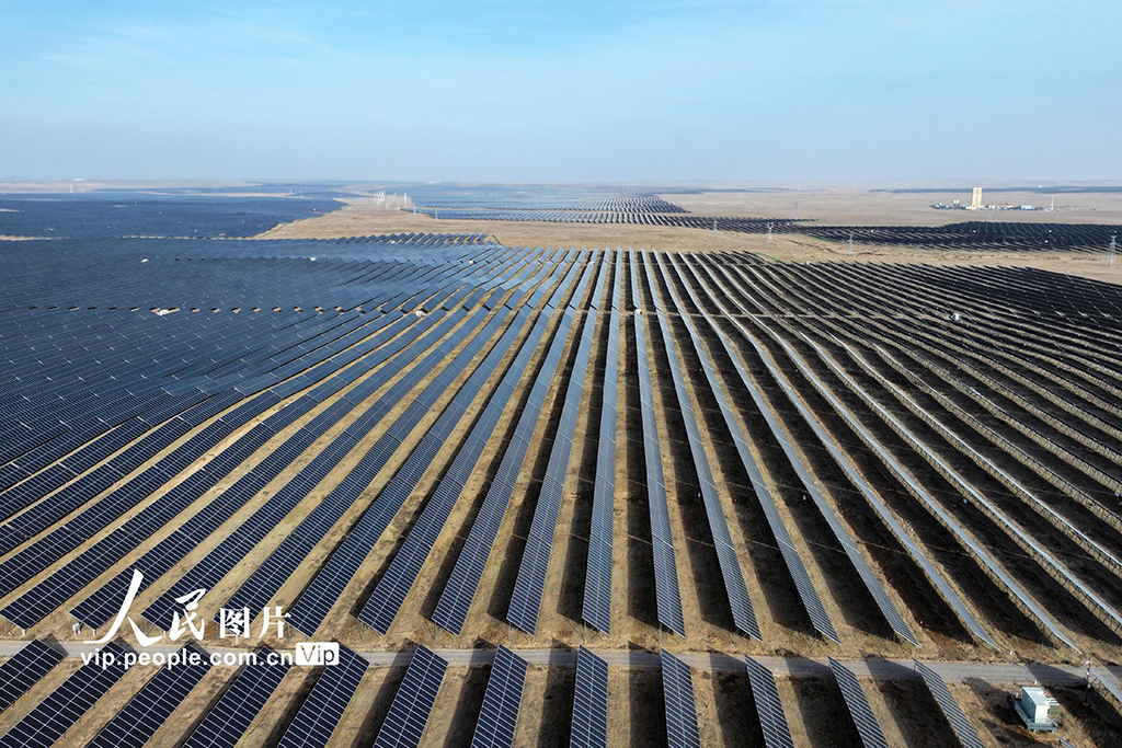 Foto: Gurun Gobi di Ningxia Jadi Loji Kuasa Hijau