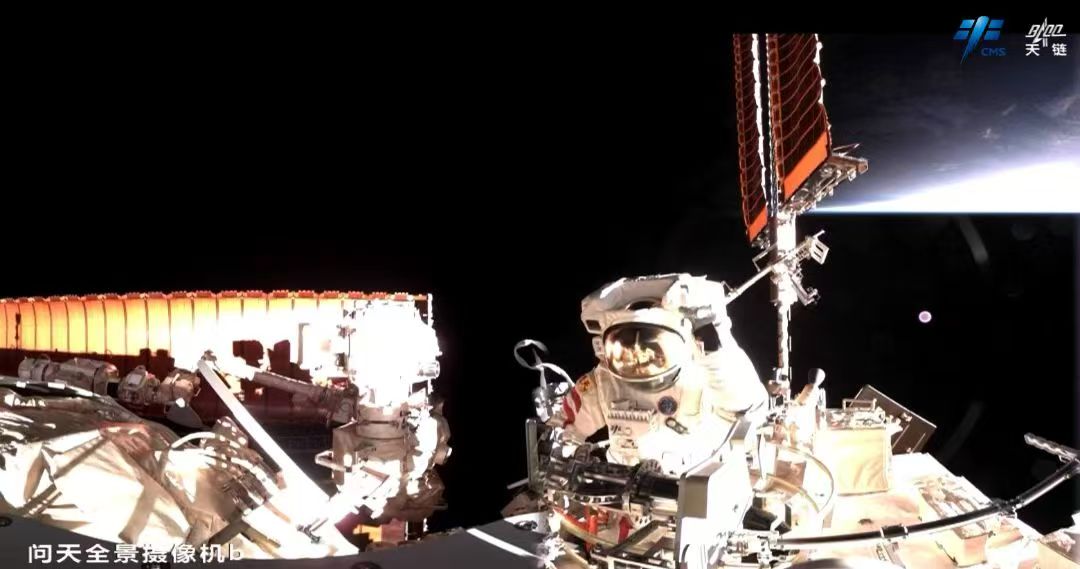 Kru Shenzhou-19 Berjaya Lakukan EVA Kali Ketiga