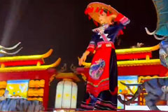 Pesta Sanyuesan Guangxi Terangi Waktu Malam