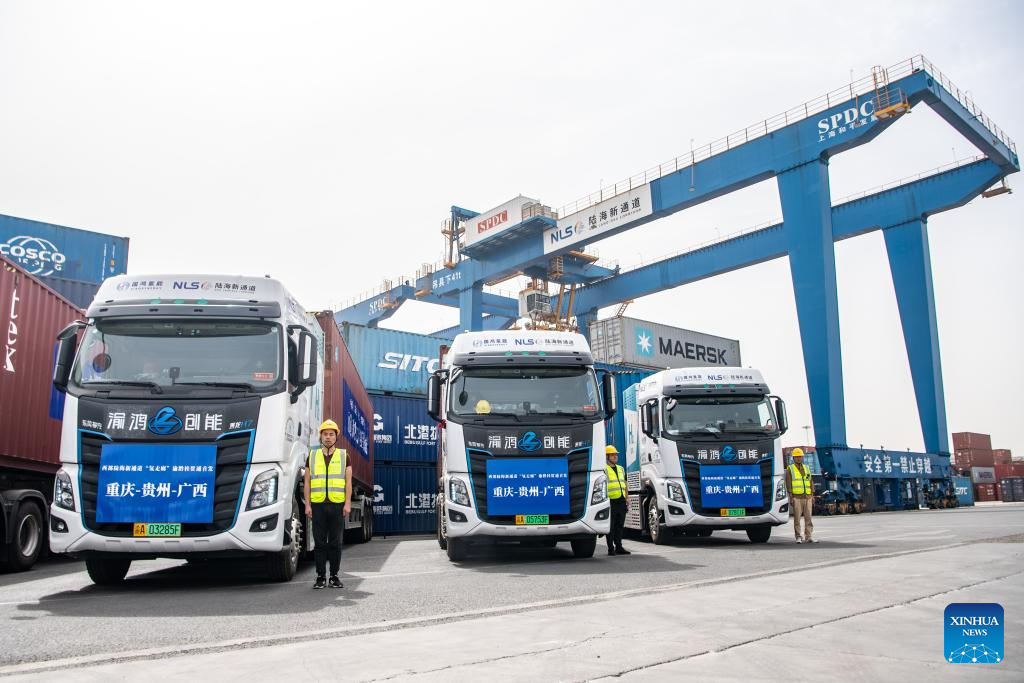 China Lancarkan Laluan Trak Lasak Hidrogen Rentas Wilayah Pertama