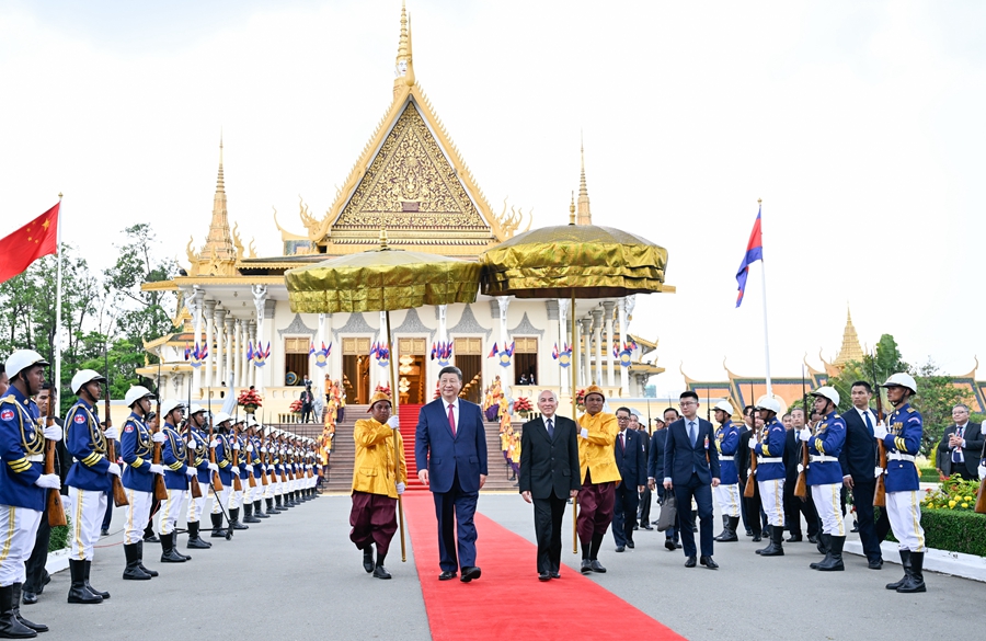 Xi Bertemu Raja Kemboja