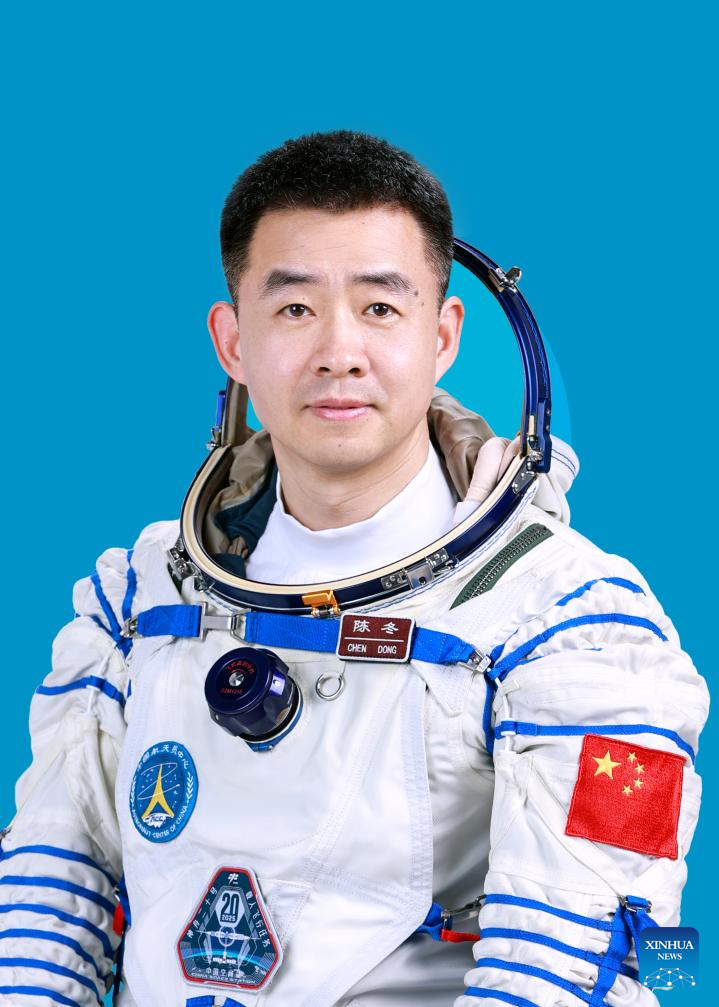 Foto Chen Dong, angkasawan Shenzhou-20. (Xinhua)