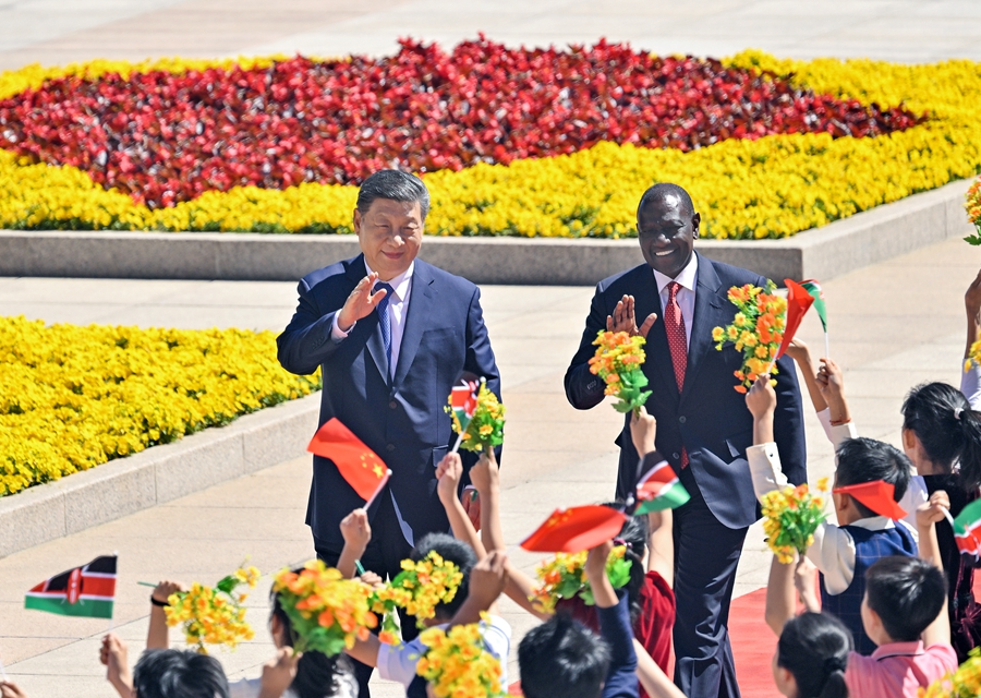 Presiden Xi Jinping Adakan Pertemuan dengan Presiden Kenya di Beijing