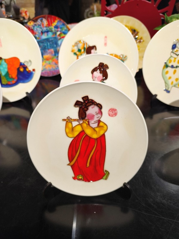 Seni Seramik Beri Nafas Baharu Buat Luoyang