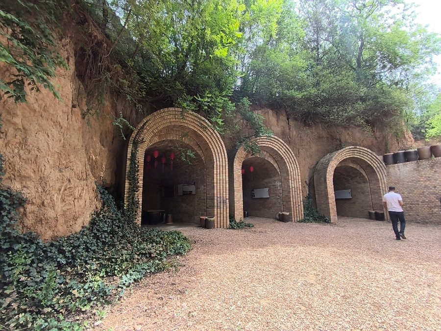 Seni Seramik Beri Nafas Baharu Buat Luoyang