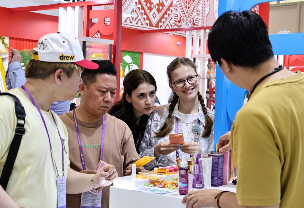 Canton Fair ke-137 Labuh Tirai, Jumlah Pembeli Luar Negara Perbaharui Rekod