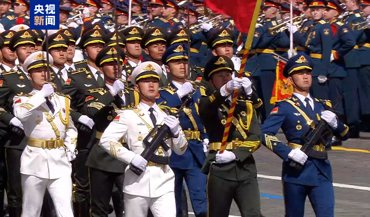 Tentera China Sertai Perbarisan Sempena 80 Tahun Kemenangan Perang Patriotik Agung di Moscow