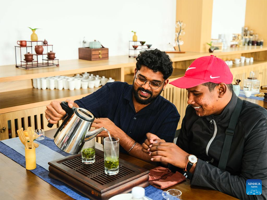 Pelajar Malaysia Hadiri Bengkel di Mongolia Dalam