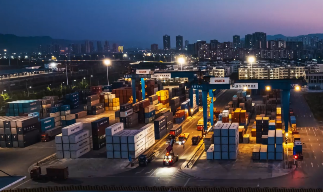 Koridor Baharu Darat-Laut Barat berkembang pesat dan dinaik taraf. Foto disediakan oleh penerima wawancara