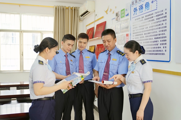 Perkhidmatan Tren Penumpang Rentas Sempadan China-Vietnam Kembali Beroperasi