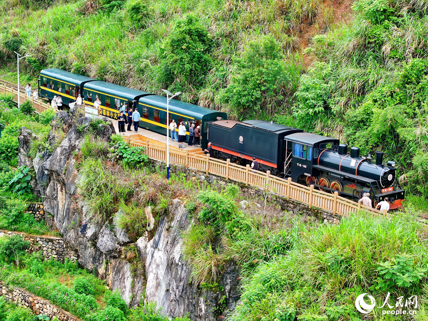 Naiki Tren Persiaran, Terokai Pesona Kampung di Jiangxi