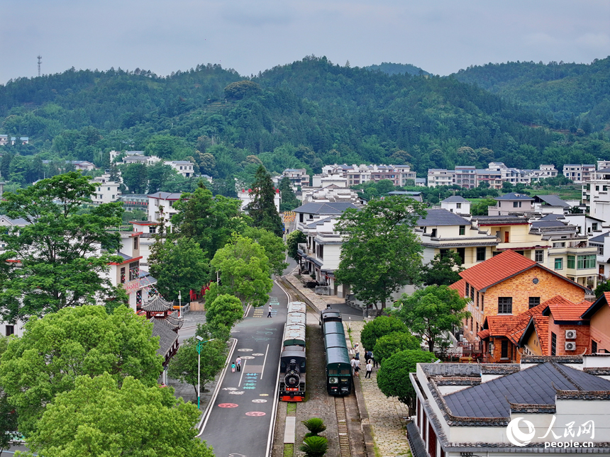 Naiki Tren Persiaran, Terokai Pesona Kampung di Jiangxi