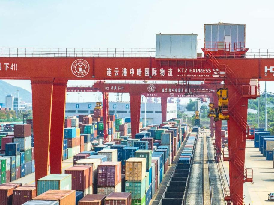 Foto memaparkan Pangkalan Kerjasama Logistik (Lianyungang) China-Kazakhstan di Lianyungang, Provinsi Jiangsu, timur China. (People’s Daily Online/Chai Junwei)