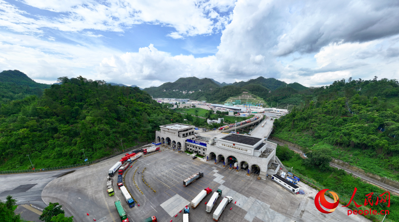 Dinamika China |? Keefisienan Kastam Permudah Import Buah dari ASEAN