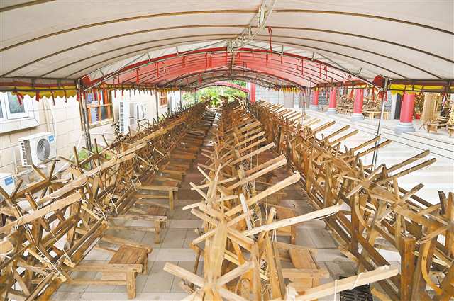 1.	Foto memperlihatkan pelbagai jenis akik antik di rumah Liu Ronglu di kampung Baihe, pekan Panlong, daerah Rongchang, Perbandaran Chongqing di barat daya China. (Chongqing Daily/Mei Yao)