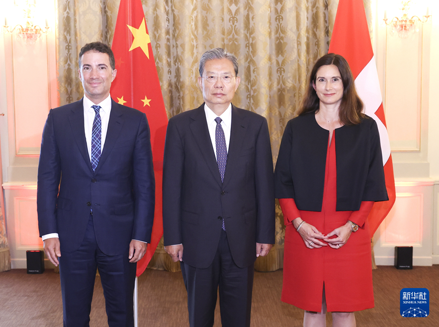 NPC, Parlimen Persekutuan Switzerland Komited Perkukuh Kerjasama