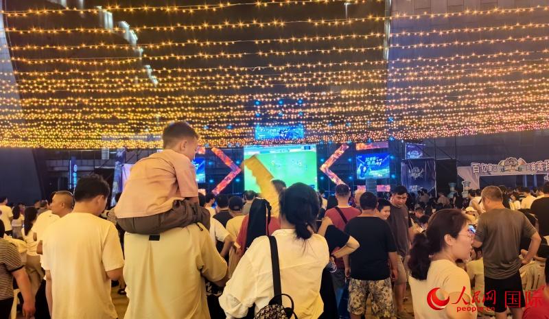 “Selamat Menonton Liga Bola Sepak Bandar Jiangsu!”- Xuzhou