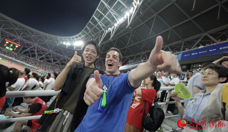 “Selamat Menonton Liga Bola Sepak Bandar Jiangsu!”- Xuzhou