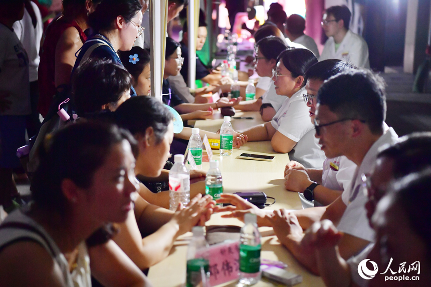 Pesta Malam Bertema TCM di Jiangxi Tawar Pengalaman Rekreasi, Pendidikan Mengasyikkan