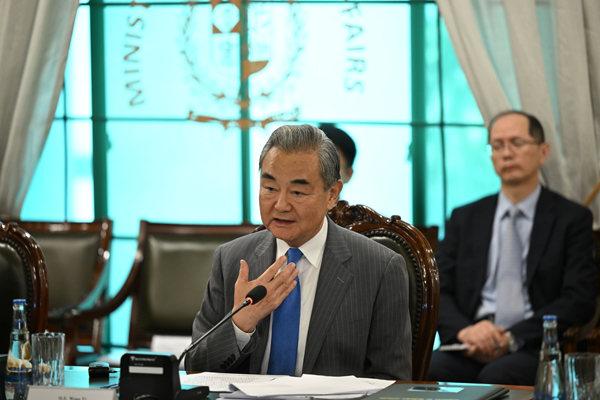 Menteri Luar China, Pakistan Adakan Dialog Stretagik