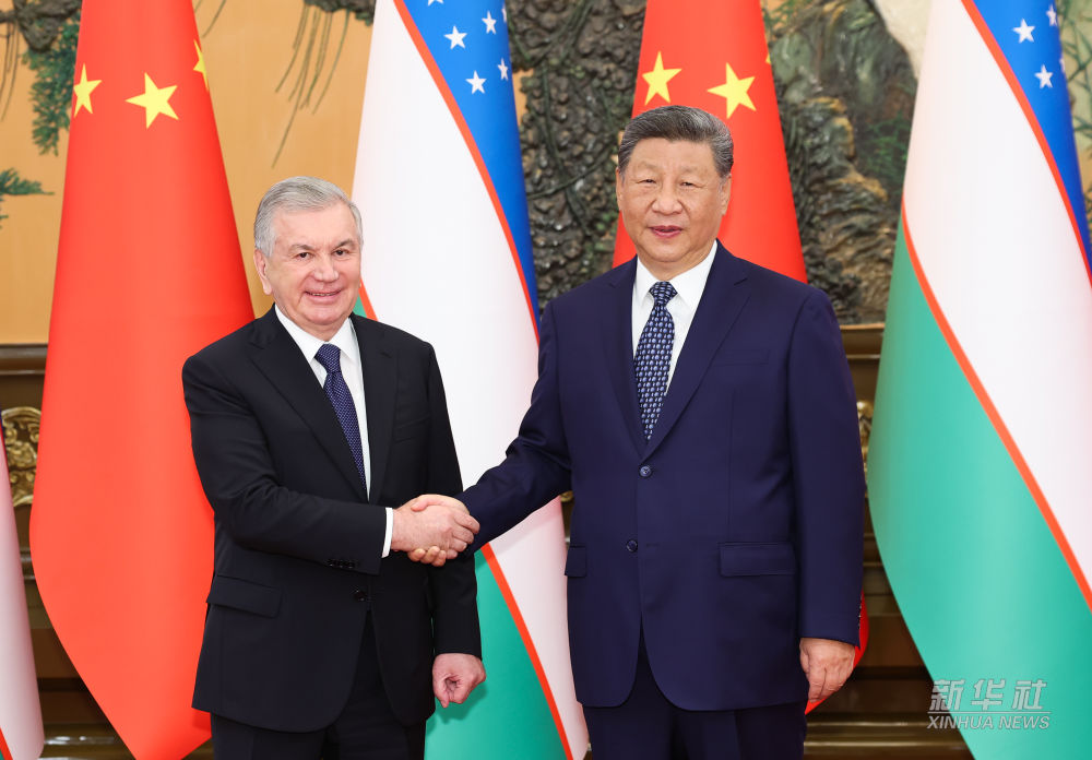 Xi Adakan Pertemuan dengan Presiden Uzbekistan, Shavkat Mirziyoyev di Beijing