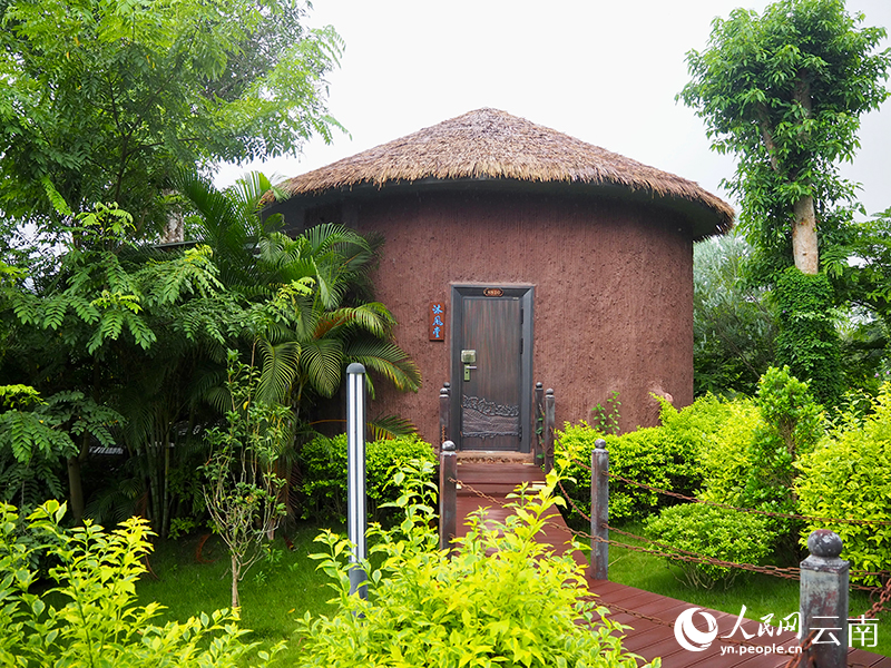 Foto menunjukkan sebuah B&B di kawasan pemandangan Boxinwan di perbandaran Mengyue, kaunti Longchuan, Kawasan Autonomi Dai dan Jingpo Dehong, Provinsi Yunnan di barat daya China. (People’s Daily Online/Wang Xian)