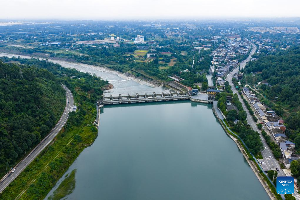 Foto sudut udara bertarikh 10 September 2025 ini memaparkan pemandangan Sistem Pengairan Jianjiangyan di Provinsi Sichuan, barat daya China. (Xinhua/Zhang Yong)